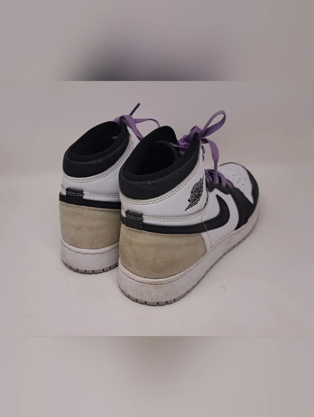 Nike Air Jordan 1 Retro High OG GS Stage Haze SIZE 7Y (Womens 8.5 US) 575441 108 - Picture 6 of 14